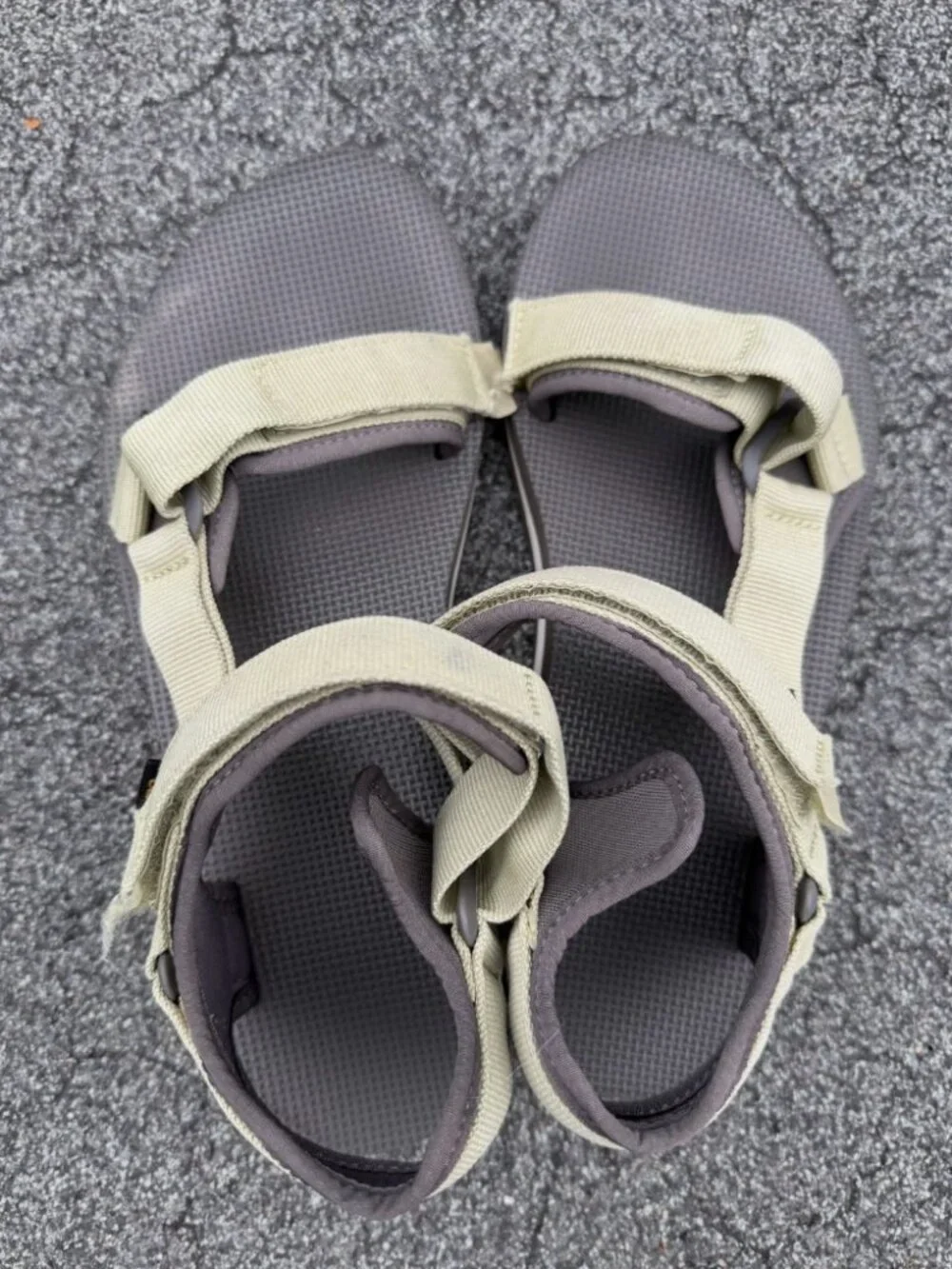 Teva Universal Trail Sandals Women’s Size 9 Brown Tan Rugged Vibram Outsoles
